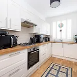 Joivy Chic 1-Bed Flat In The Heart Of The Old Town